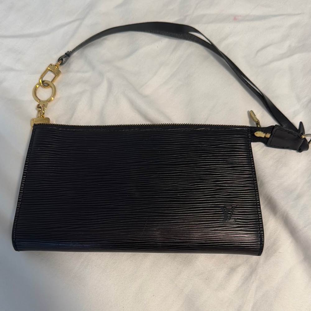 Louis Vuitton Black Wristlet Clutch in epi leather